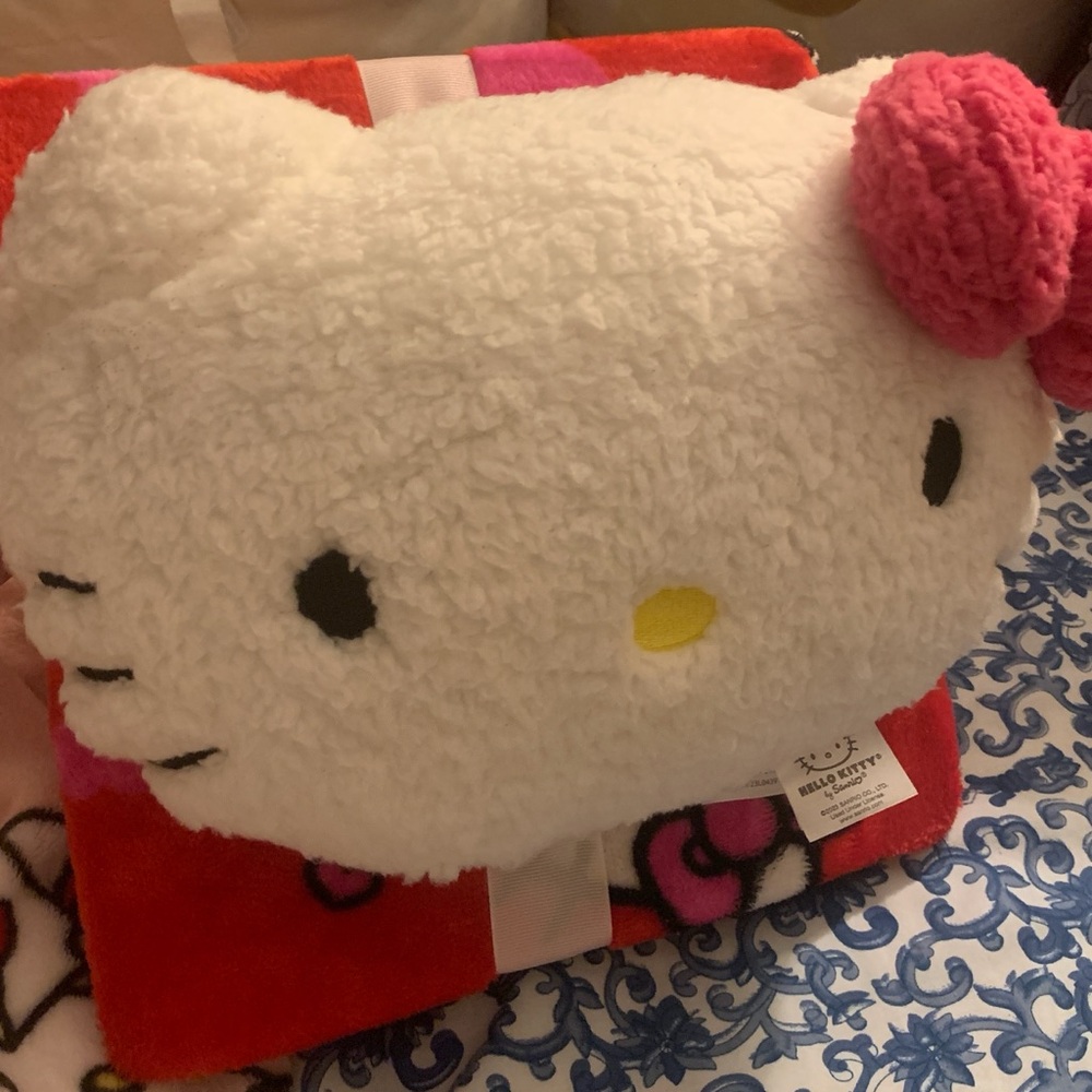 hello kitty plush and blanket set (2023 CVS Exclusive)